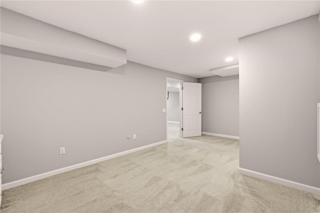 6913 Red Oak Drive N/a Property Photo 35
