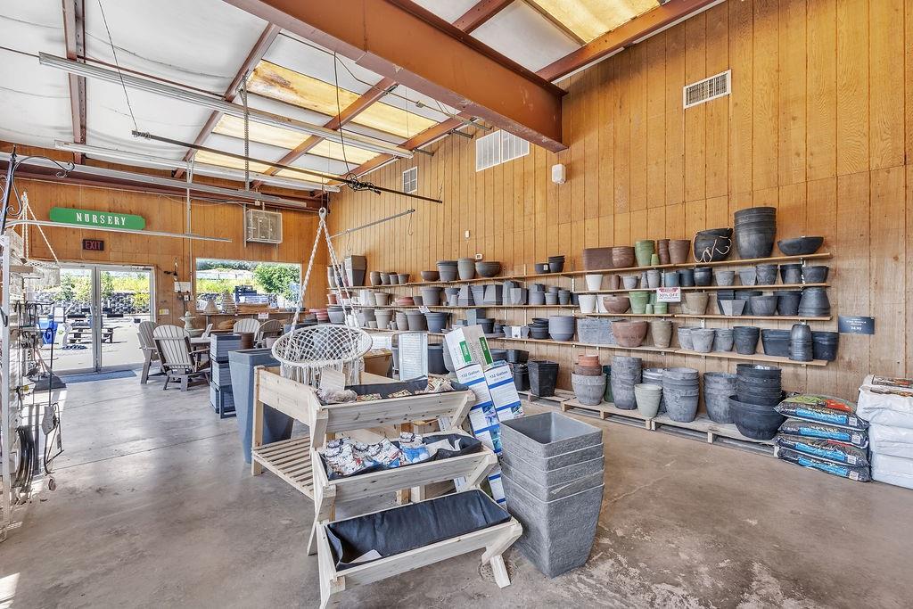 2424 N Belt Highway Property Photo 15