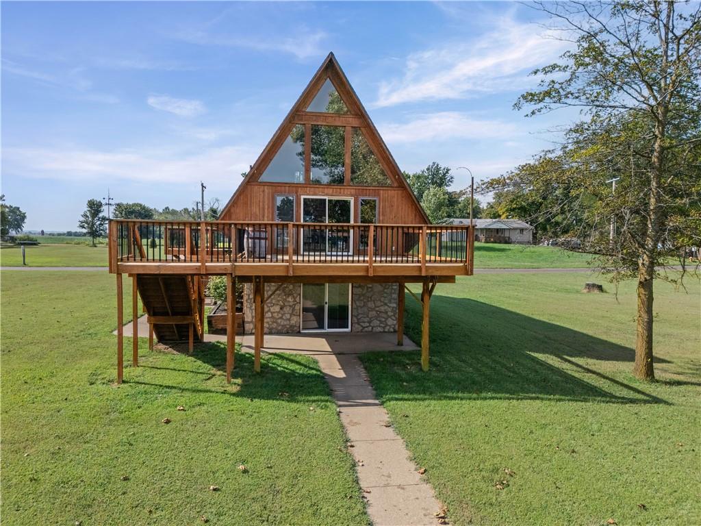 600 Lakeshore Drive Property Photo 4