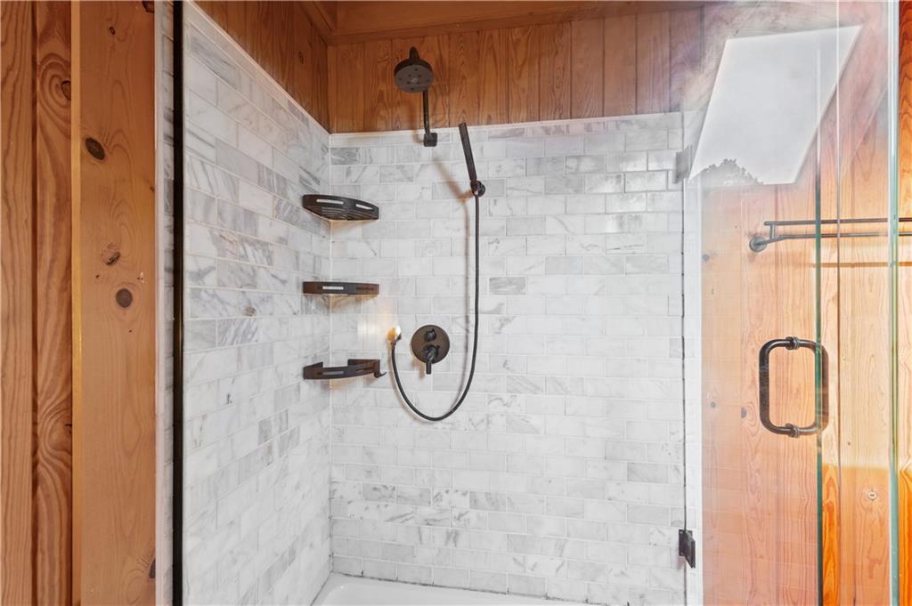 600 Lakeshore Drive Property Photo 21