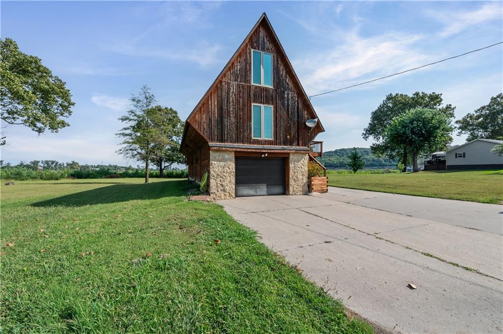 600 Lakeshore Drive Property Photo 37