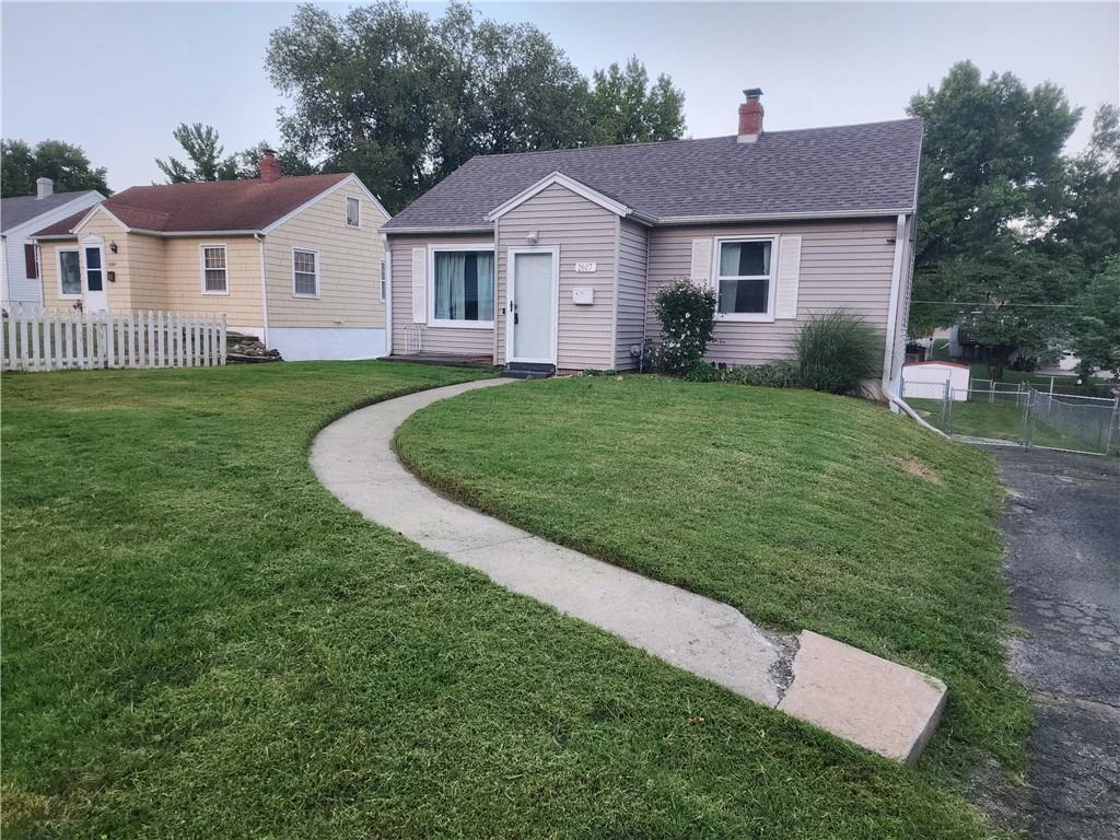 2607 Parallel Avenue Property Photo 2