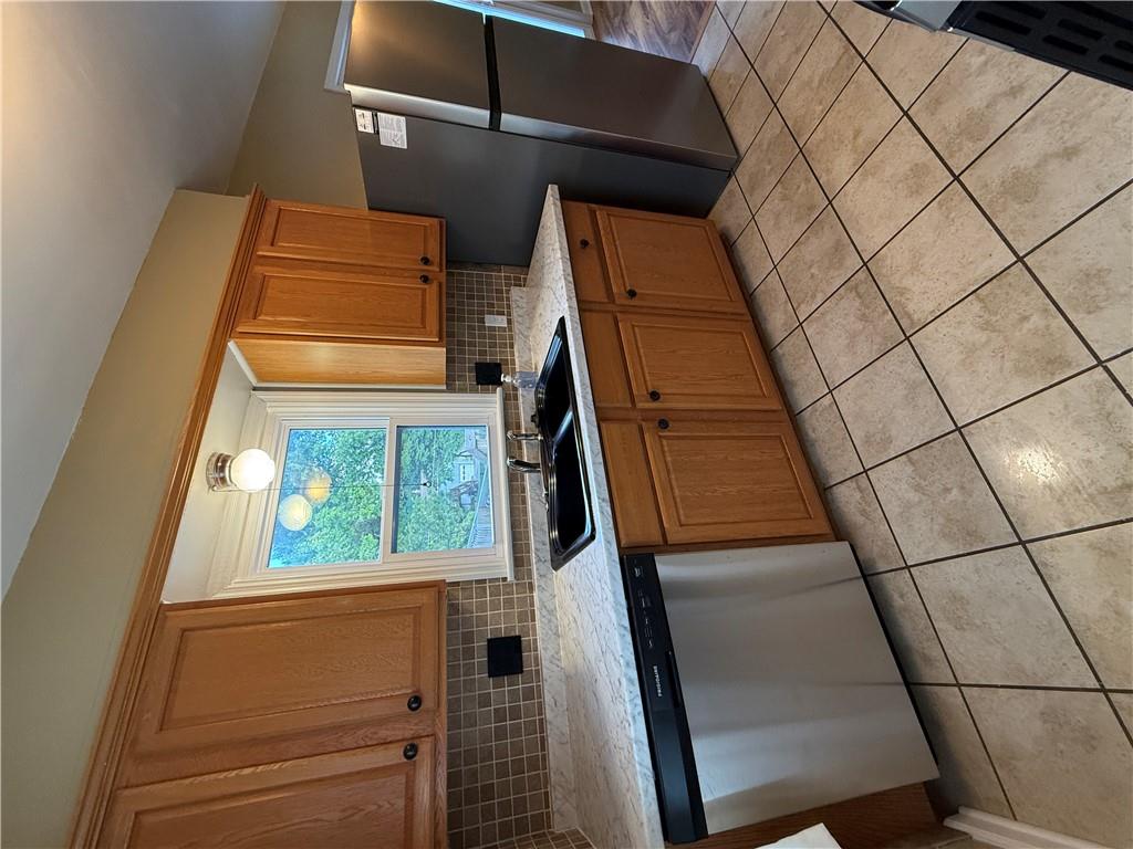 2607 Parallel Avenue Property Photo 8