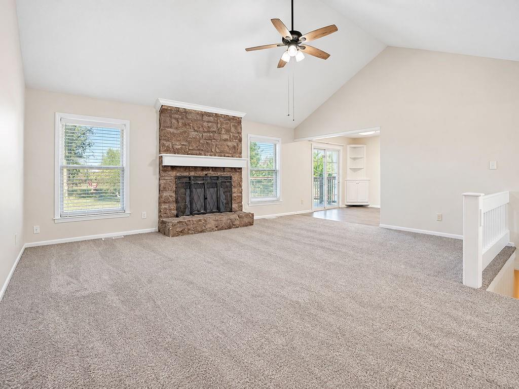 328 N Cherry Street Property Photo 5