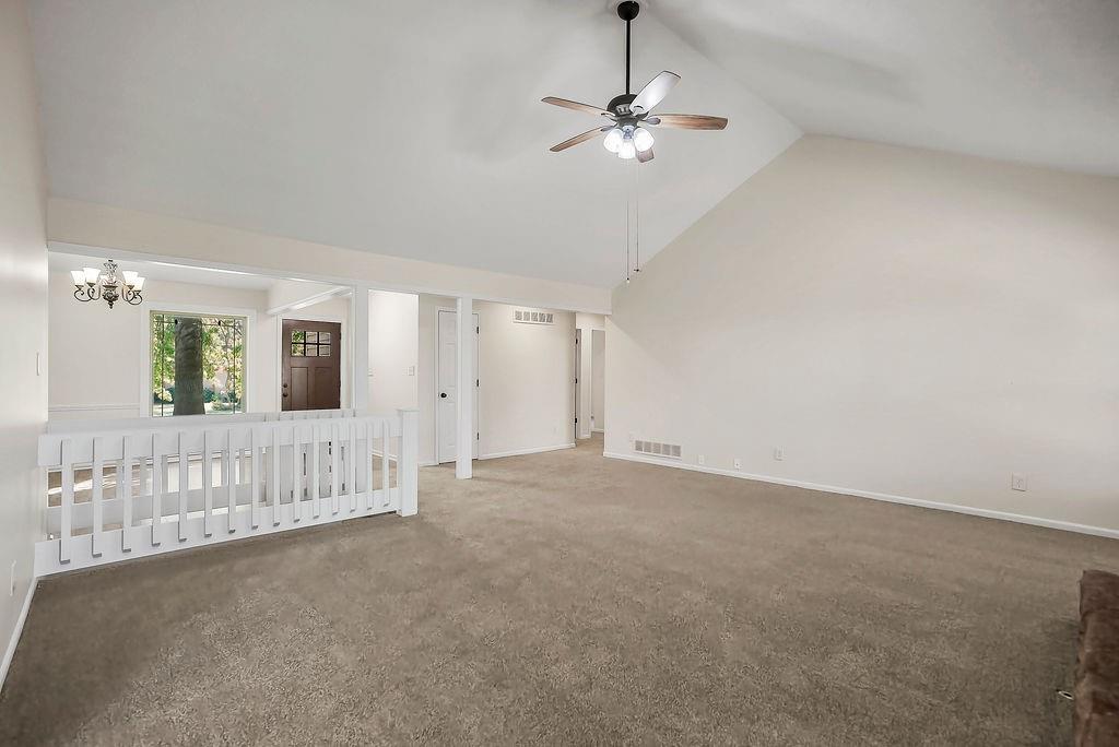 328 N Cherry Street Property Photo 6