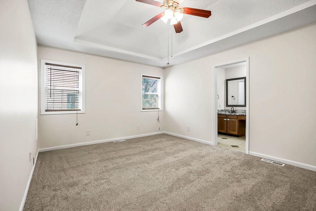 328 N Cherry Street Property Photo 13