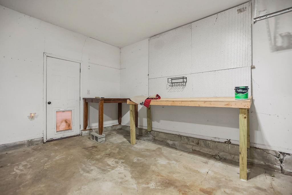 328 N Cherry Street Property Photo 27