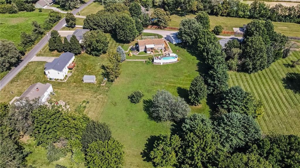 414 Ne County Line Road Property Photo 33
