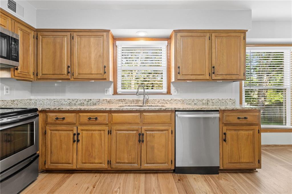 10955 Nieman Road Property Photo 11