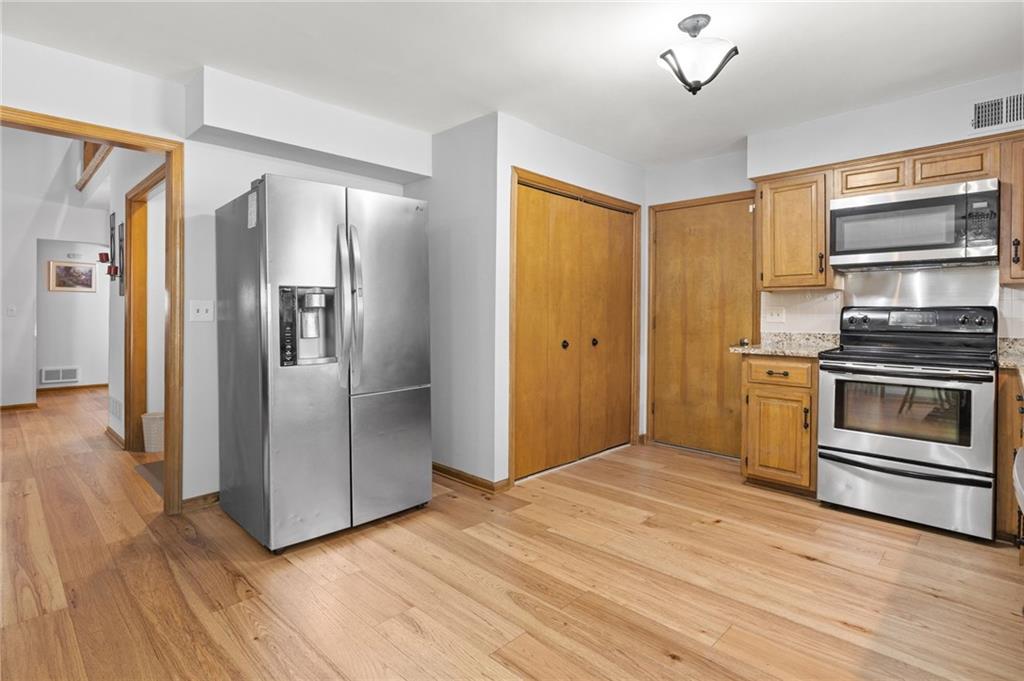 10955 Nieman Road Property Photo 13
