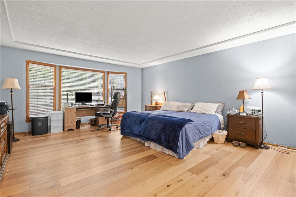 10955 Nieman Road Property Photo 16
