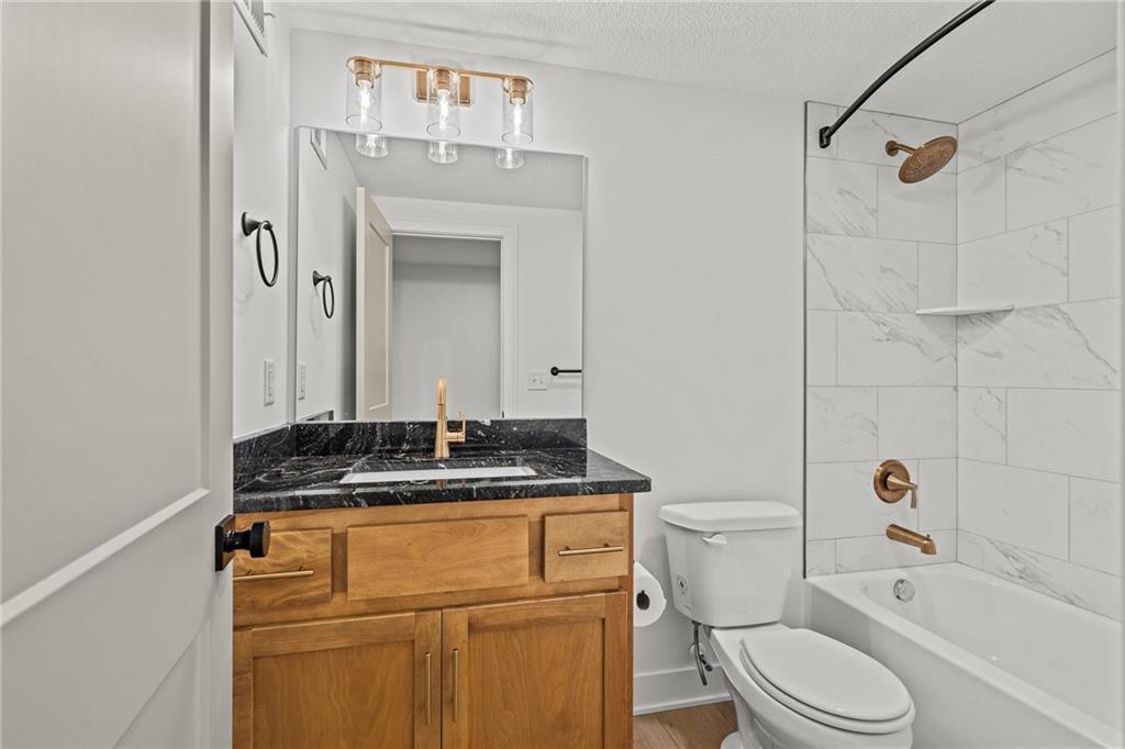 11808 E 231st Street Property Photo 26
