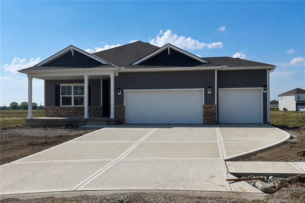17806 Green Road Property Photo 1