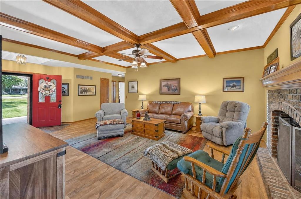 14318 Kimberly Drive Property Photo 6