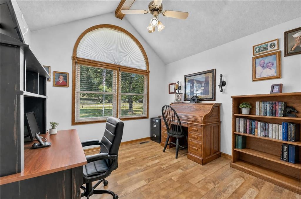 14318 Kimberly Drive Property Photo 18