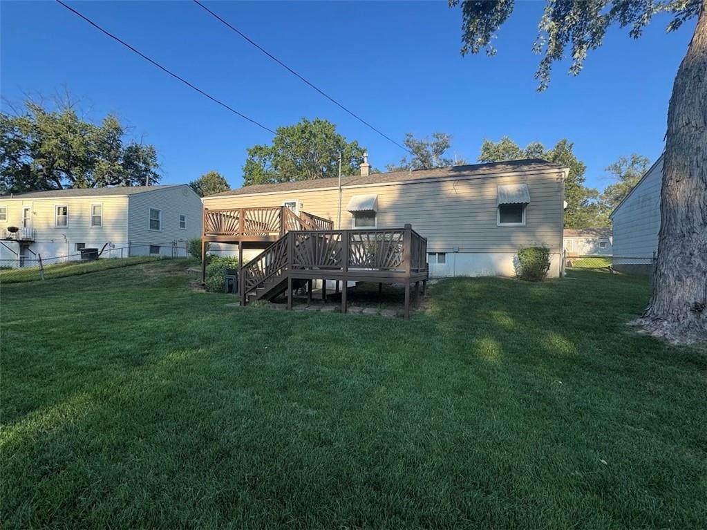 3736 N Lister Avenue Property Photo 6