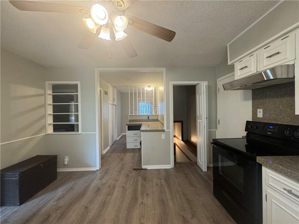 3736 N Lister Avenue Property Photo 12