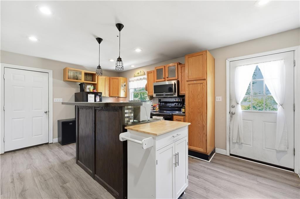 6203 Hedges Avenue Property Photo 8