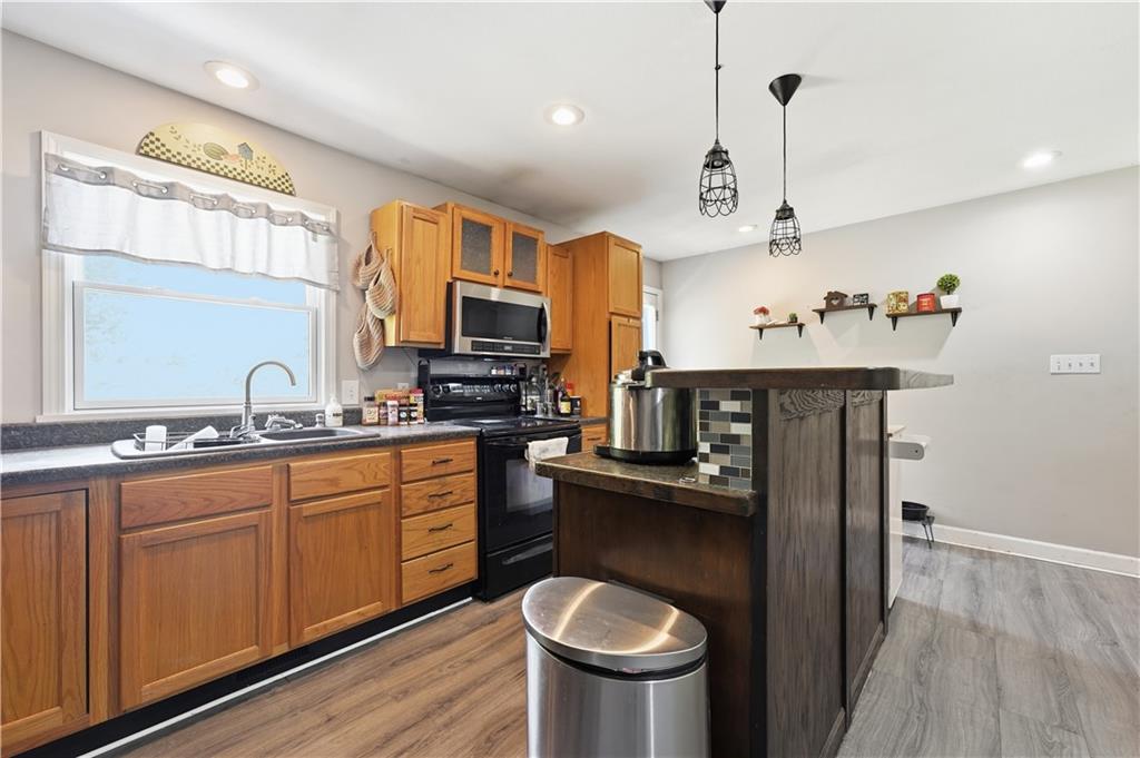 6203 Hedges Avenue Property Photo 10