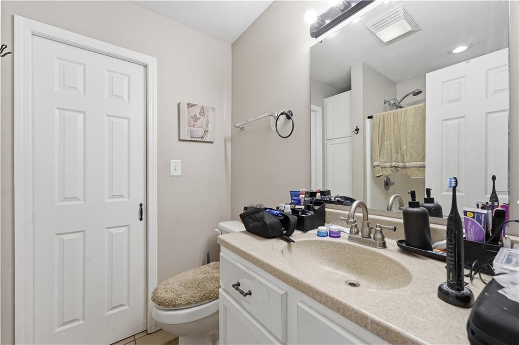 6203 Hedges Avenue Property Photo 17