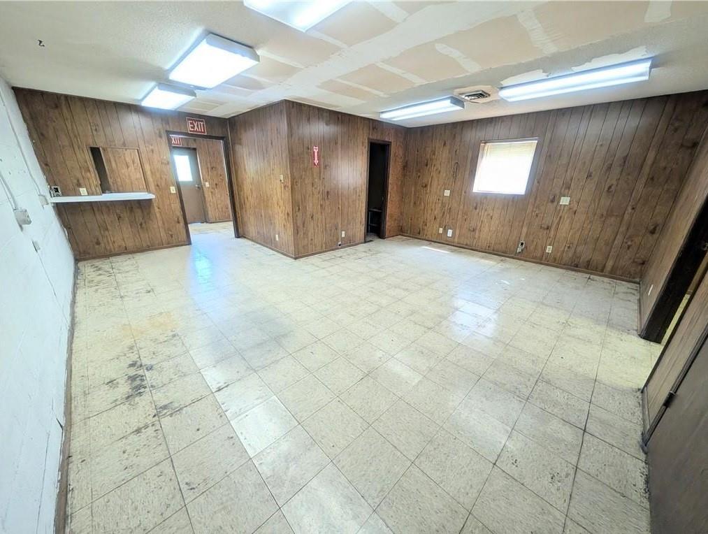 501 S Main Street Property Photo 29