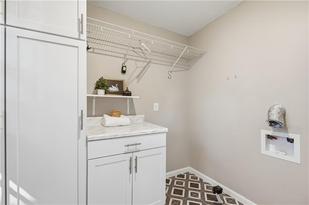 13203 W 76th Street Property Photo 15