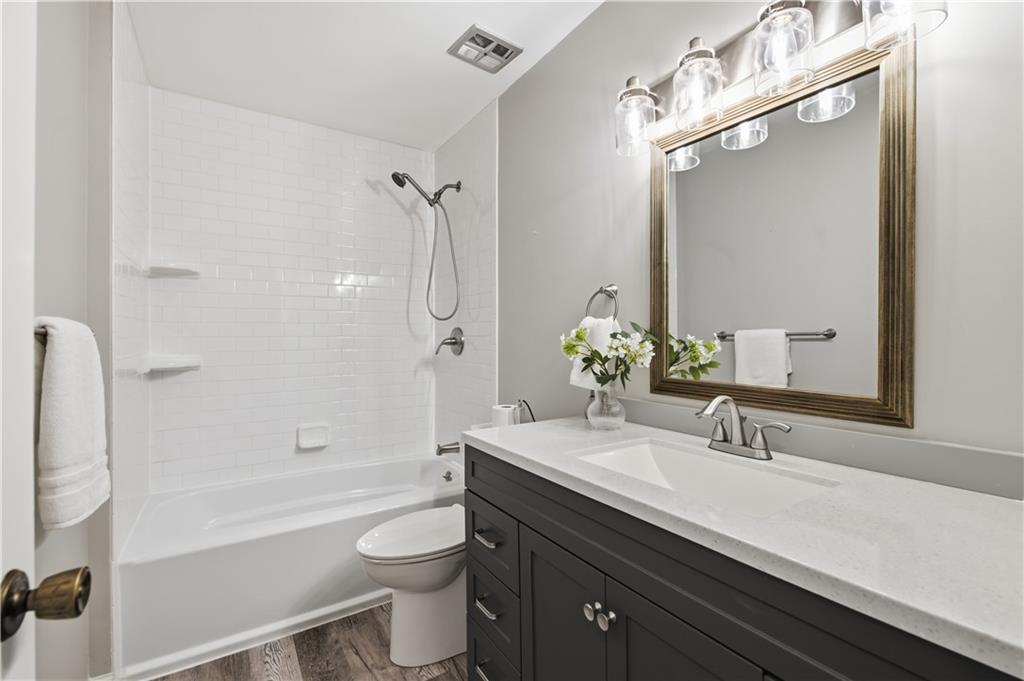 13203 W 76th Street Property Photo 22