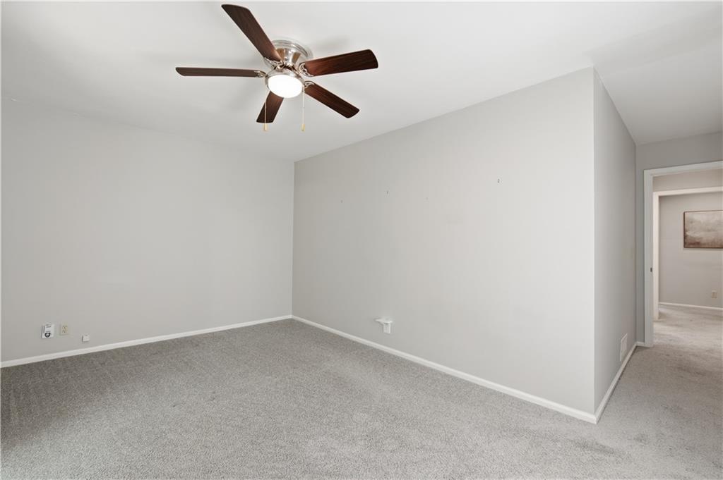 13203 W 76th Street Property Photo 26