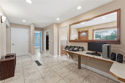 6107 Blue Ridge Boulevard Property Photo 9