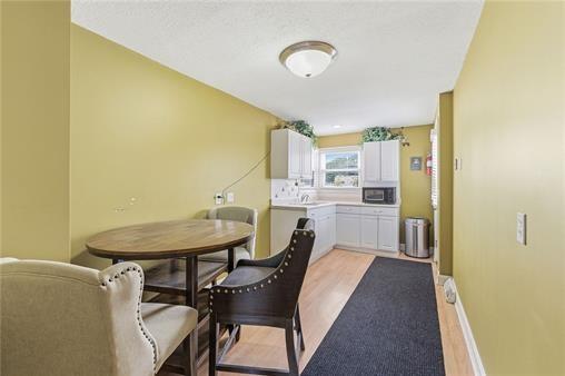 6107 Blue Ridge Boulevard Property Photo 25