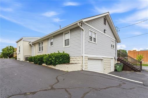 6107 Blue Ridge Boulevard Property Photo 39