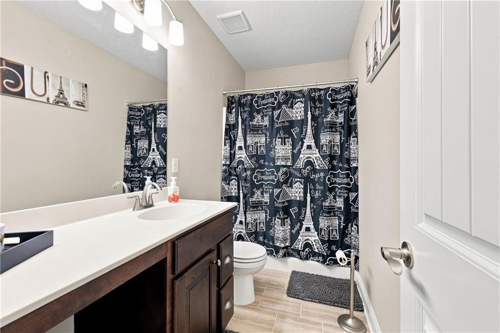 24940 W 143 Terrace Property Photo 31