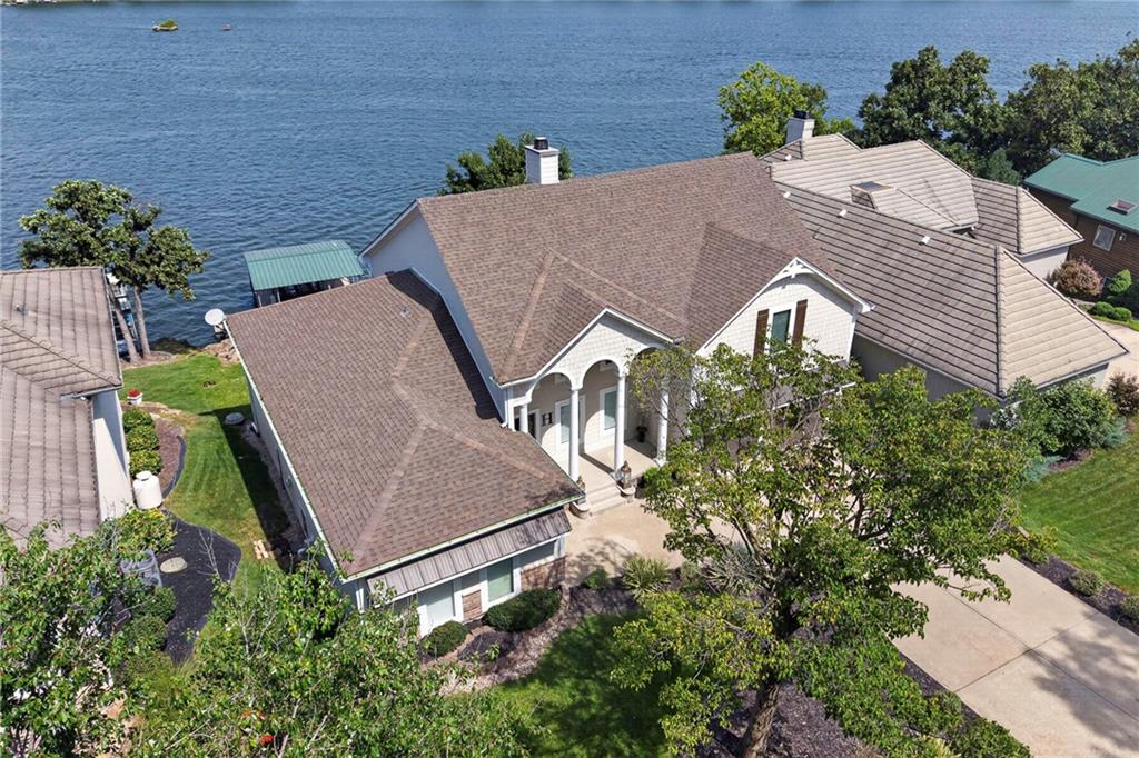 326 S Shore Drive Property Photo 7