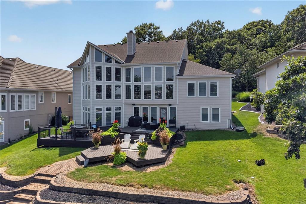 326 S Shore Drive Property Photo 9
