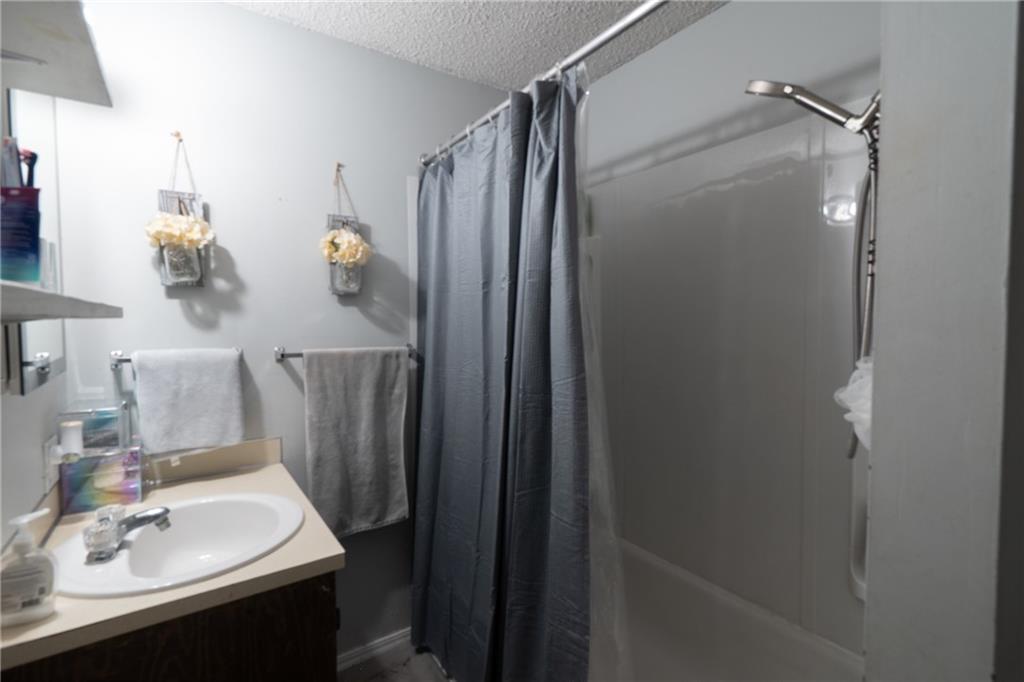 812 W Locust Street Property Photo 12