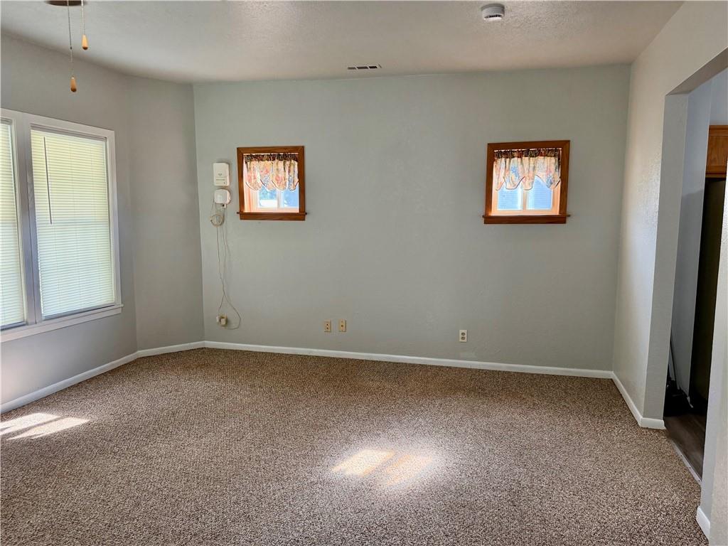 1506 6th Avenue Property Photo 3
