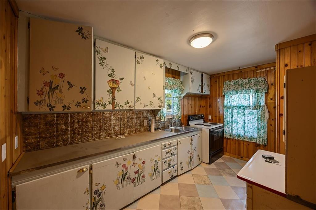 613 N Highland Drive Property Photo 7