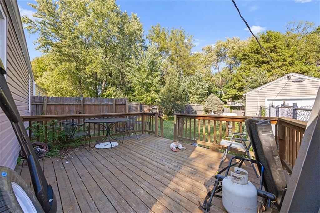 613 N Highland Drive Property Photo 17
