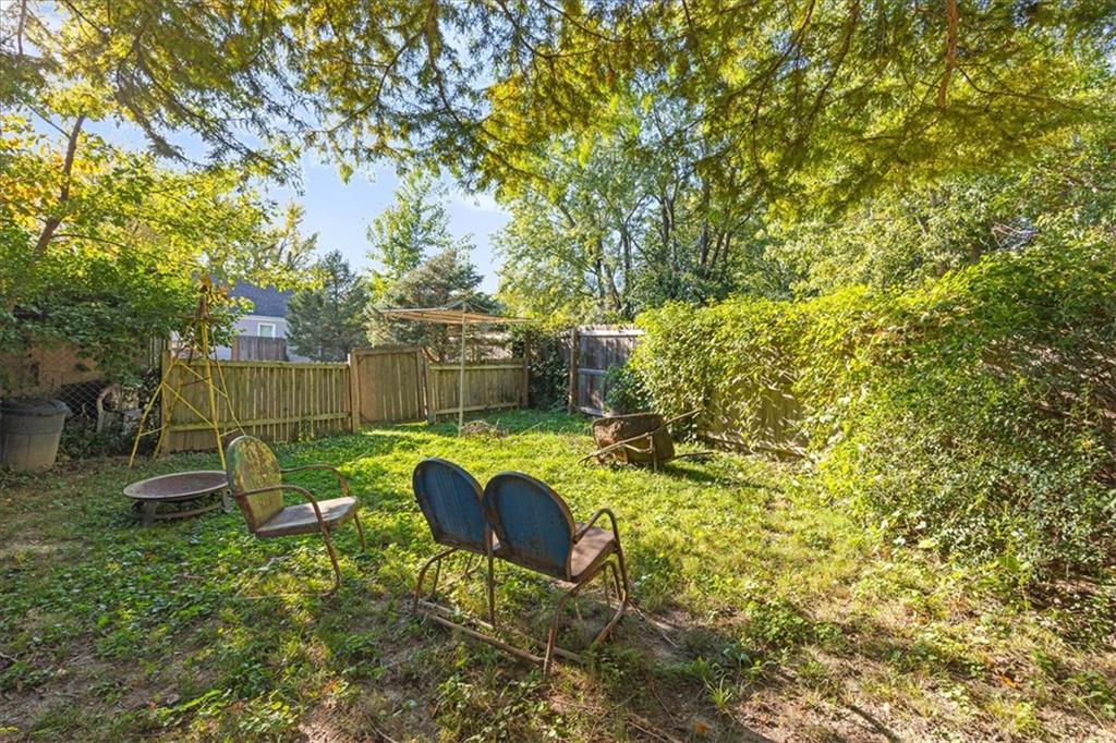 613 N Highland Drive Property Photo 22