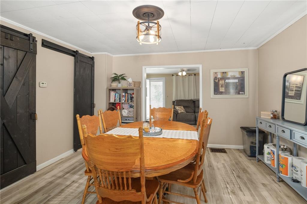 3128 Burnside Avenue Property Photo 8