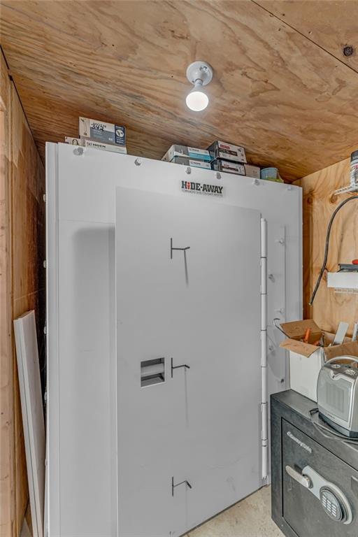 1482 N 300 Road Property Photo 29