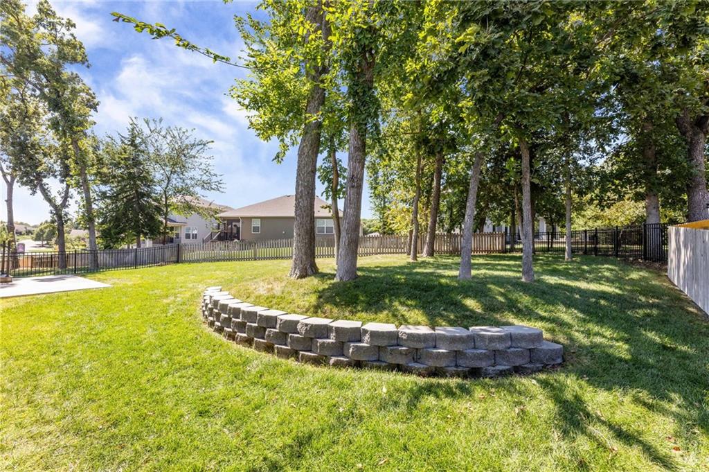 12526 S Hedge Court Property Photo 38