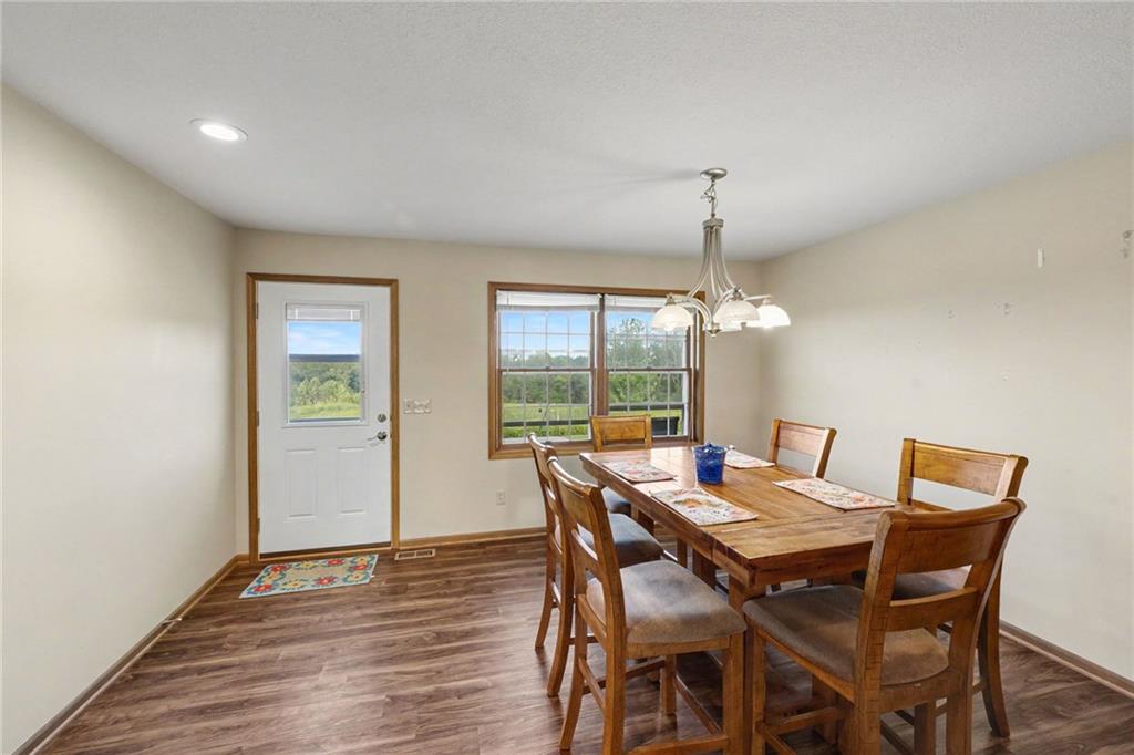 10950 Se E Highway Property Photo 12