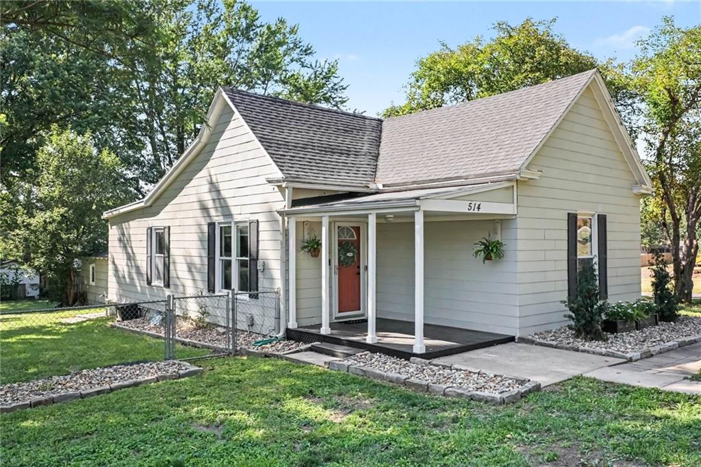 514 N Maple Avenue Property Photo 2