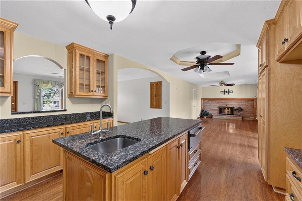 734 N Allen Road Property Photo 8