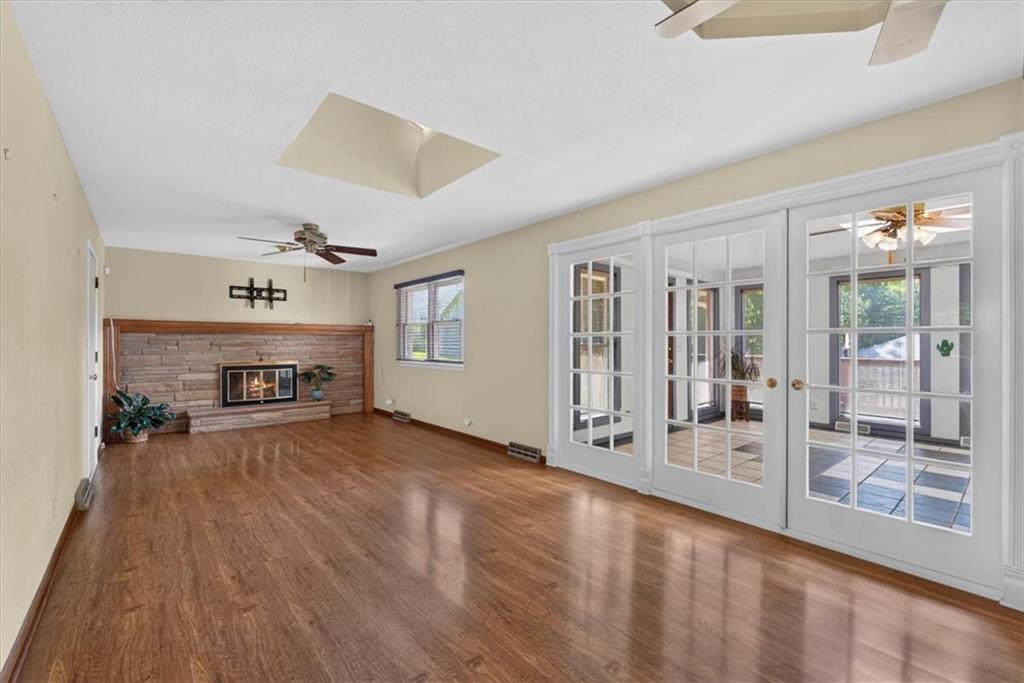 734 N Allen Road Property Photo 15