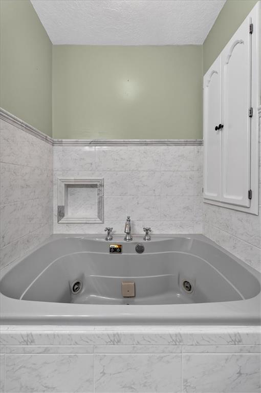 734 N Allen Road Property Photo 23