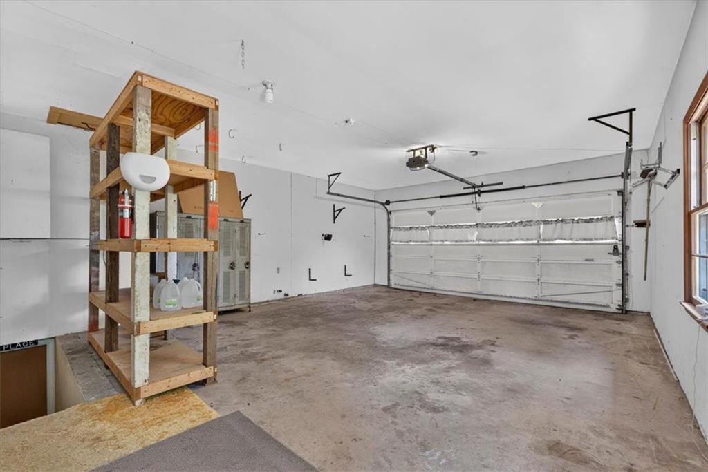 734 N Allen Road Property Photo 31