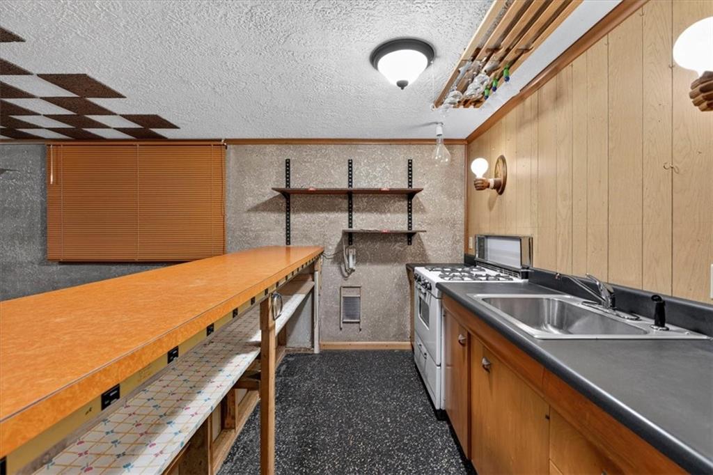 734 N Allen Road Property Photo 44