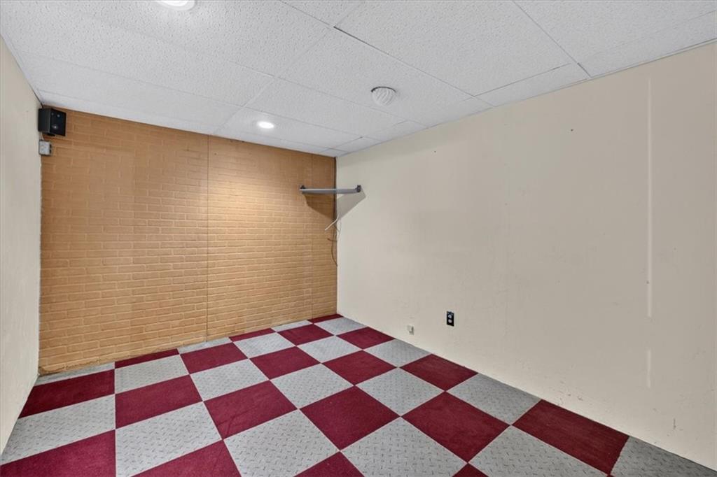 734 N Allen Road Property Photo 53